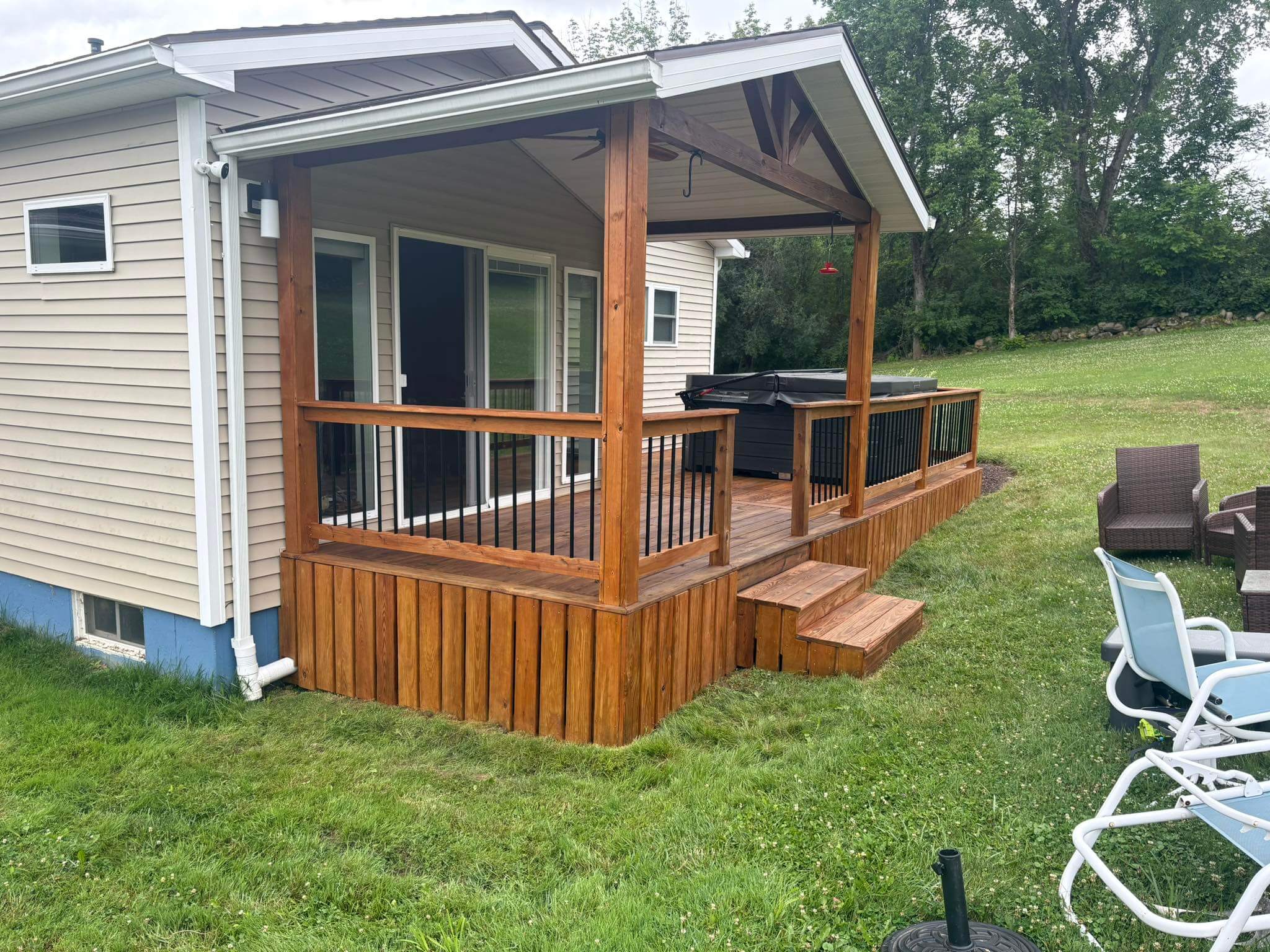 Covered Deck with Stairs